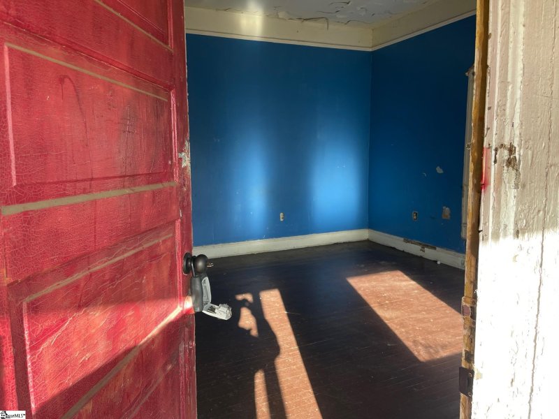 Property image 2 at 435 Buncombe Street, Woodruff, SC 29388