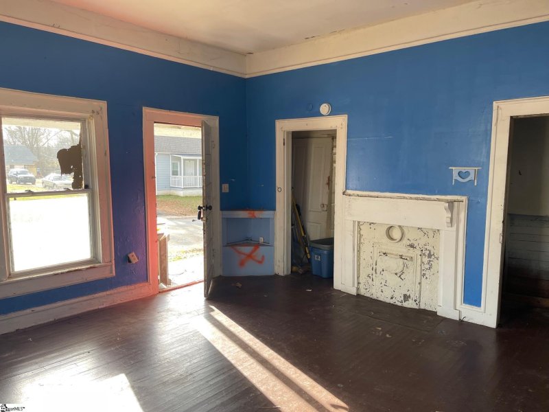 Property image 4 at 435 Buncombe Street, Woodruff, SC 29388