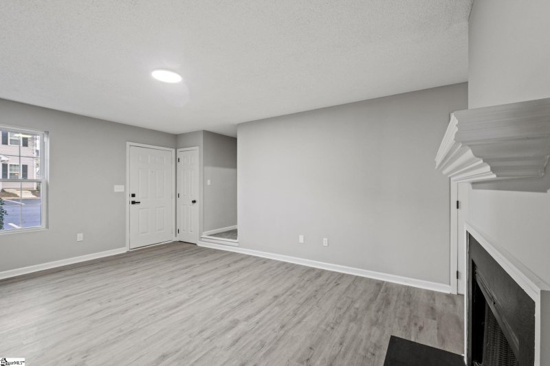 Property image 4 at 103 Brushy Hollow Lane, Greer, SC 29650