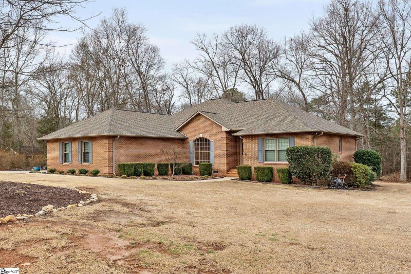 Property image 2 at 103 Mountain Oak Court, Anderson, SC 29625