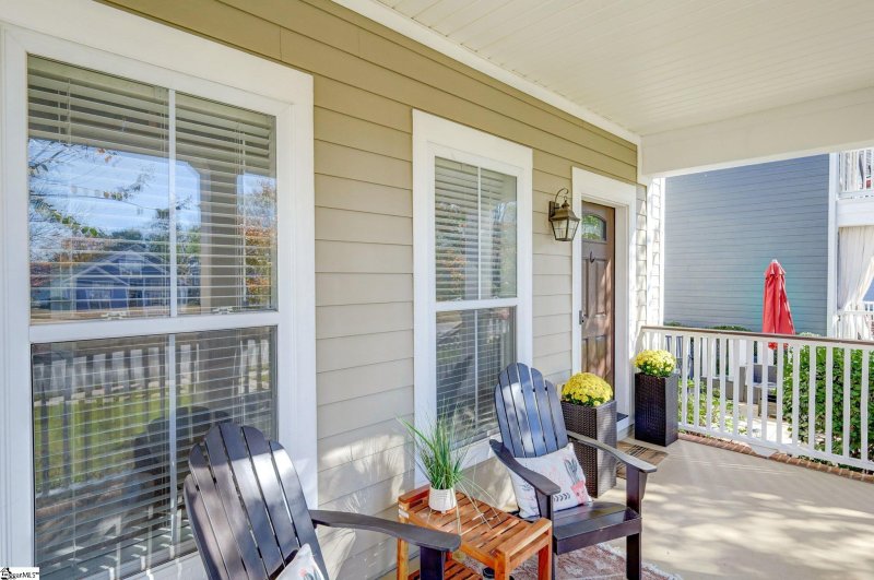 Property image 4 at 11 Valcourt Circle, Simpsonville, SC 29680