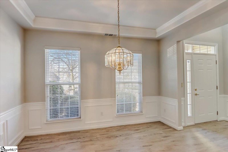 Property image 3 at 925 Medora Drive, Greer, SC 29650-4752