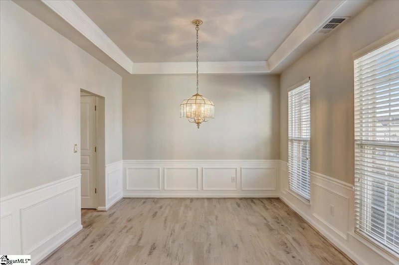 Property image 4 at 925 Medora Drive, Greer, SC 29650-4752