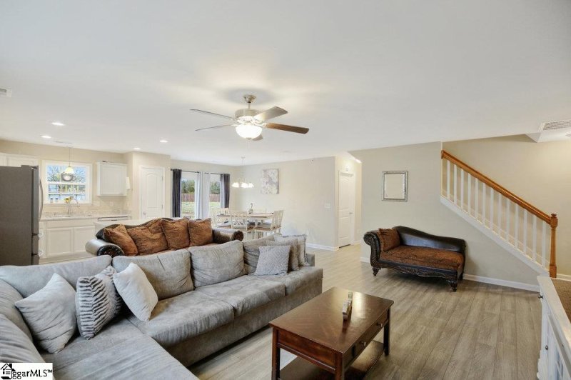 Property image 5 at 107 Tea Leaf Court, Anderson, SC 29626