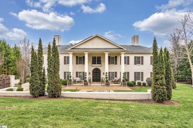12 Woodvalley Court