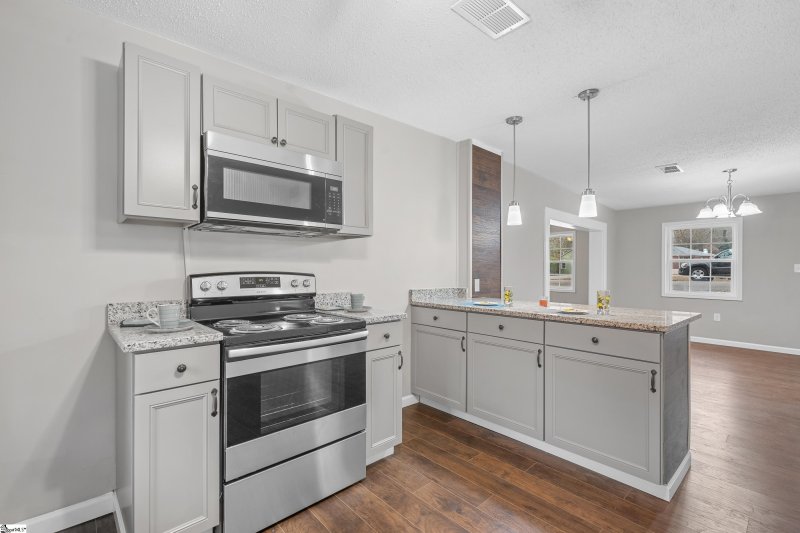 Property image 3 at 39 N Haven Drive, Greenville, SC 29617