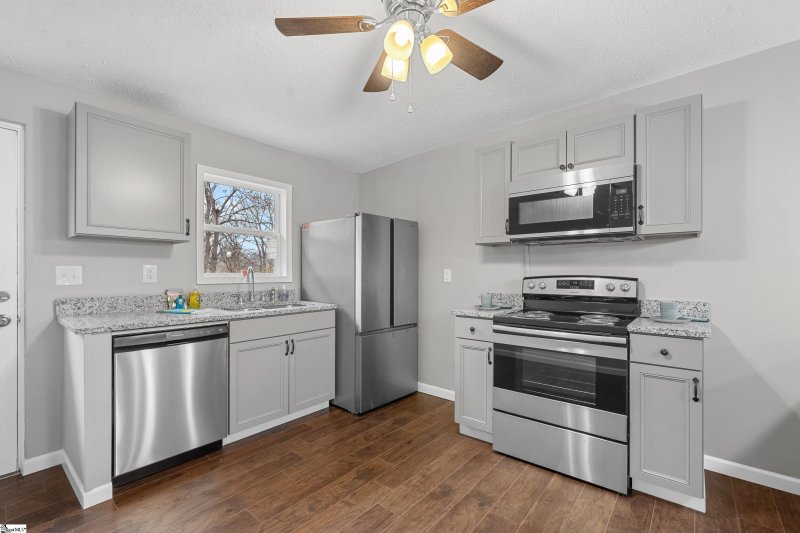 Property image 4 at 39 N Haven Drive, Greenville, SC 29617