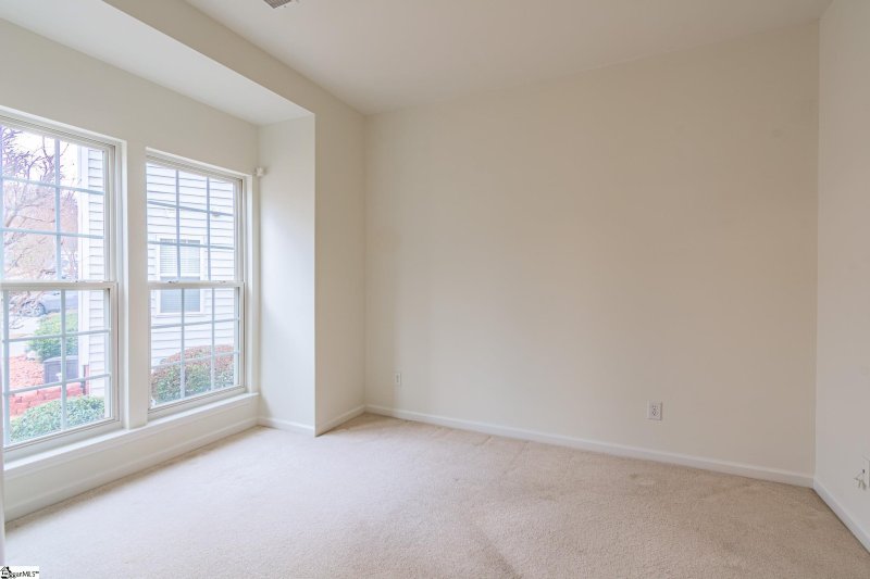 Property image 4 at 5 High Hawk Court, Greenville, SC 29615