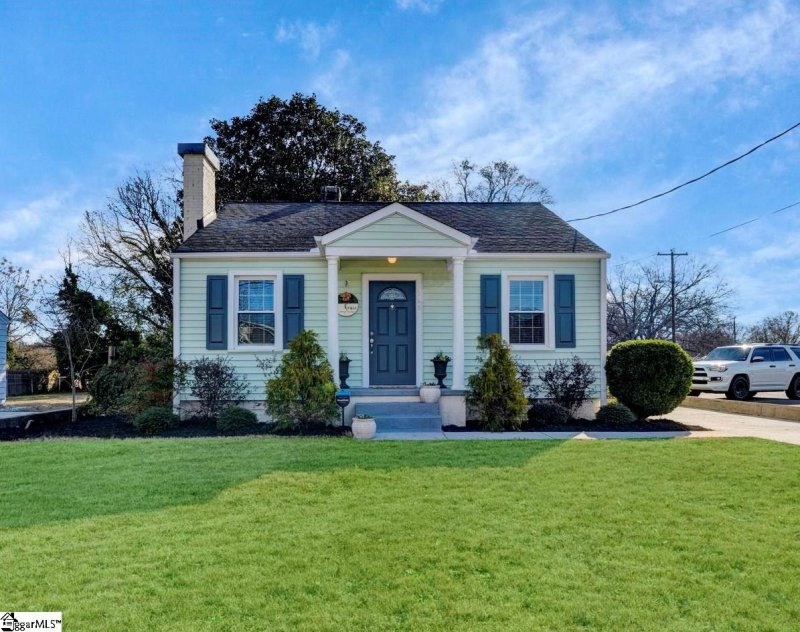 209 Bleckley Avenue