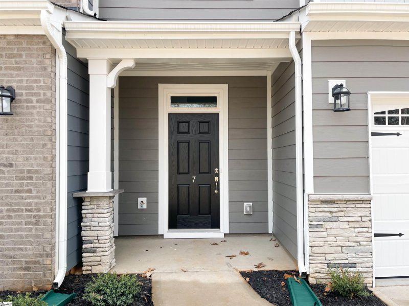 Property image 2 at 7 Marengo Road, Mauldin, SC 29662