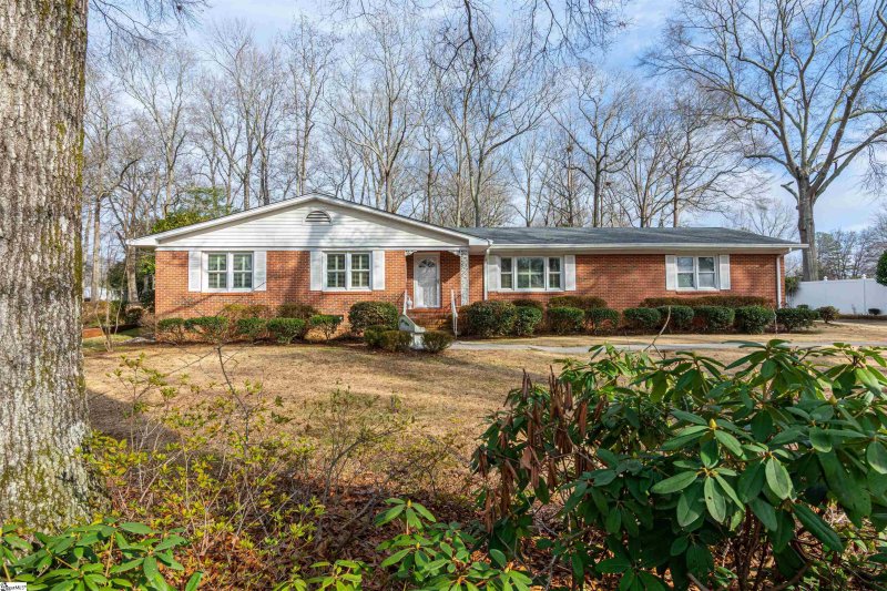 107 Poinsettia Drive