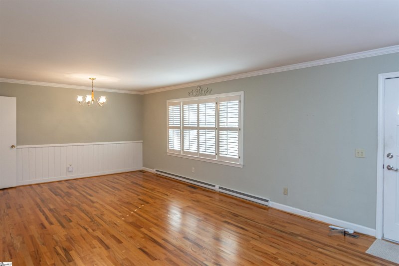 Property image 3 at 107 Poinsettia Drive, Simpsonville, SC 29681