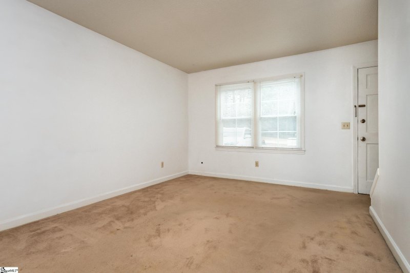 Property image 3 at 501 Edwards Road, Greenville, SC 29615