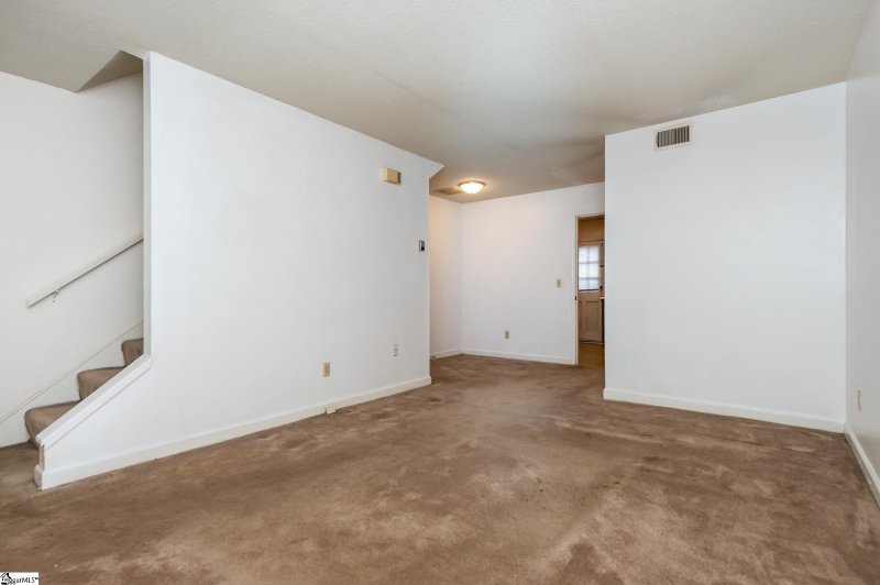 Property image 5 at 501 Edwards Road, Greenville, SC 29615