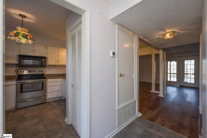 Property image 3 at 3106 Bethel Road, Simpsonville, SC 29681