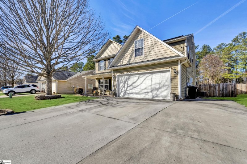 Property image 3 at 411 WOODFORD Way, Simpsonville, SC 29680