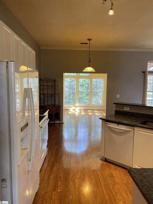 Property image 4 of 124 Laurel Meadows Parkway in Laurel Meadows, Greenville, SC 29607