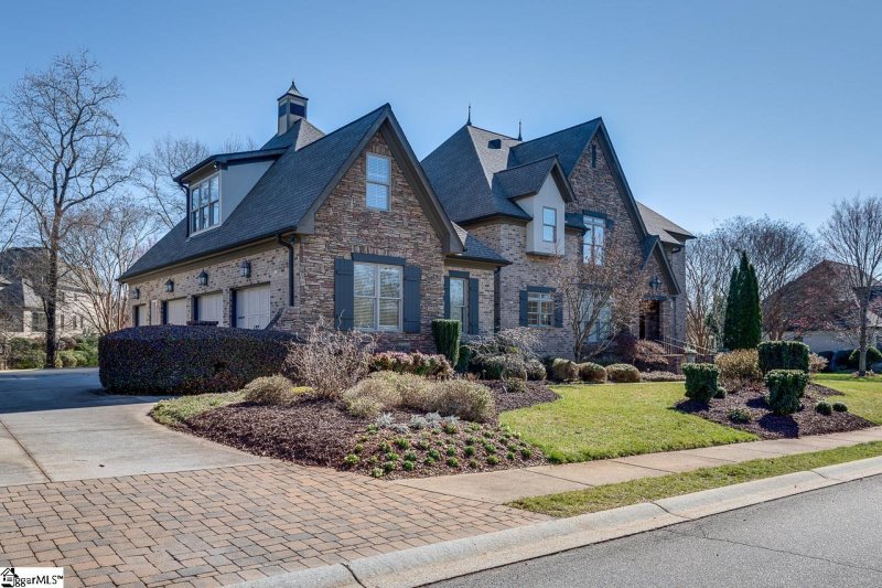 Property image 2 at 405 Chancery Lane, Simpsonville, SC 29681