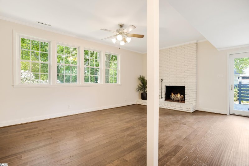 Property image 5 at 3 Kathryan Circle, Greenville, SC 29605