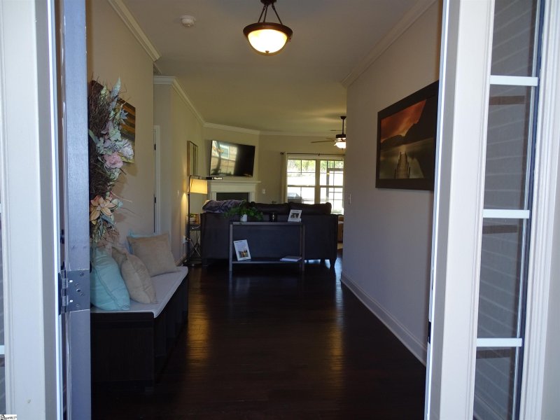 Property image 2 at 109 Pleasant Hill Drive, Easley, SC 29642