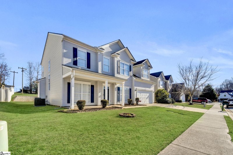 Property image 3 at 27 Irish Moss Court, Simpsonville, SC 29680