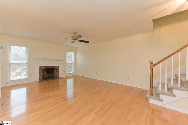 Property image 4 at 329 Angie Drive, Taylors, SC 29687