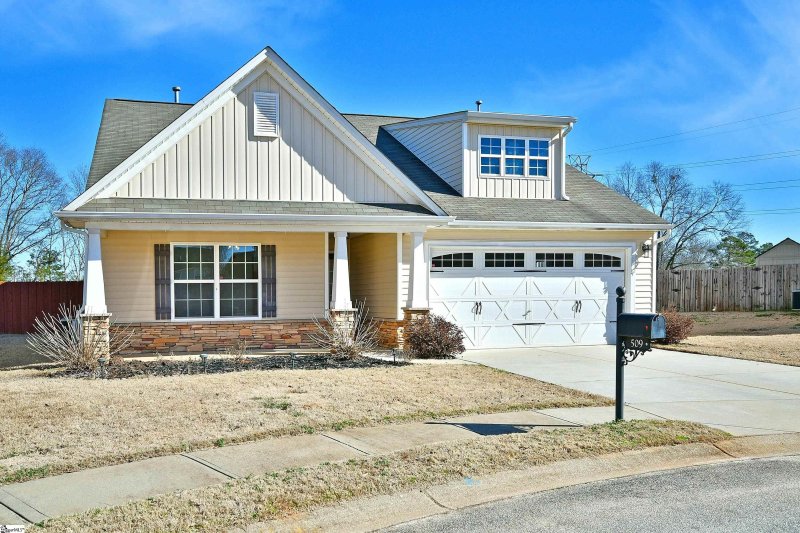 Property image 2 at 509 Norwell Lane, Greenville, SC 29605