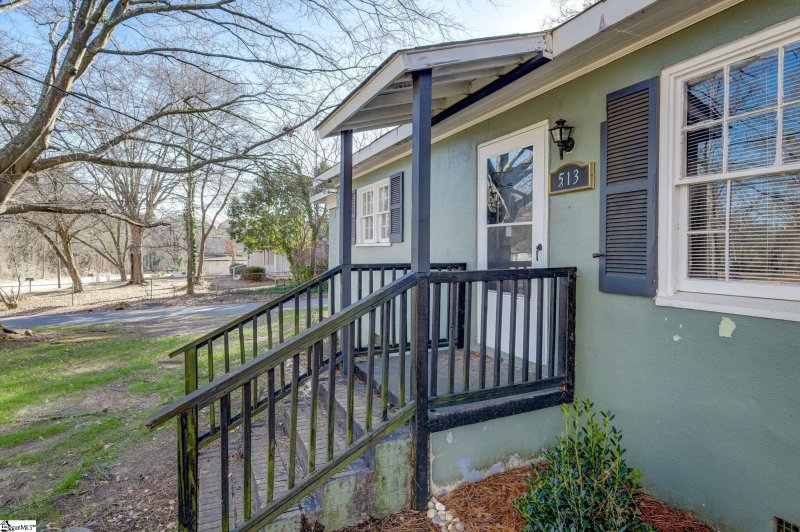 Property image 2 at 513 Wildwood Drive, Spartanburg, SC 29306