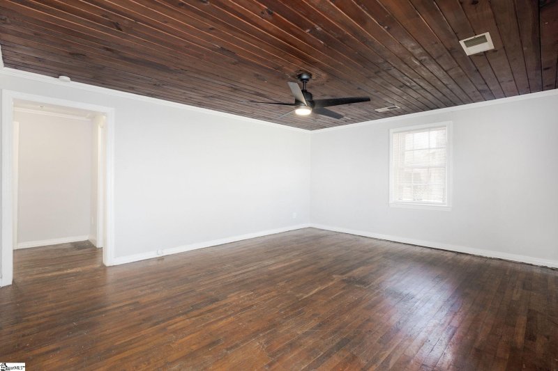 Property image 5 at 513 Wildwood Drive, Spartanburg, SC 29306