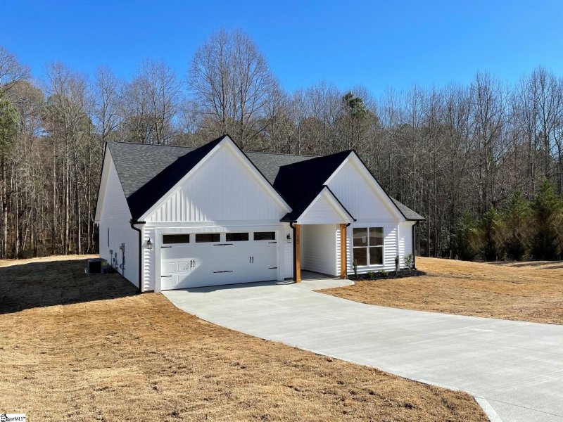 Property image 2 at 162 Rock Moss Dive Drive, Williamston, SC 29697