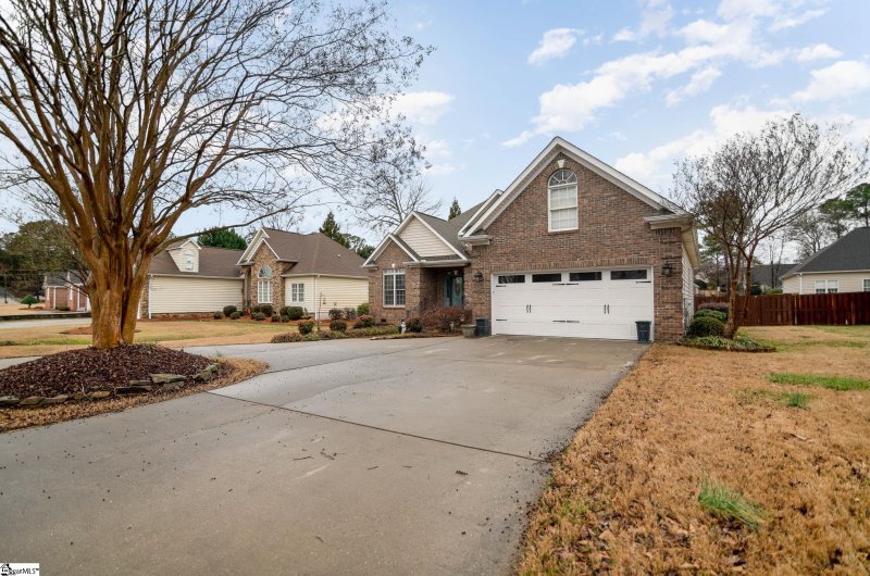 Property image 2 at 415 Laurel Hill Drive, Roebuck, SC 29367
