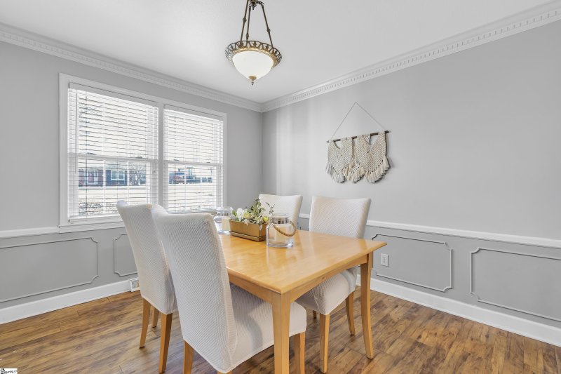 Property image 4 at 10 Ravensworth Road, Taylors, SC 29687