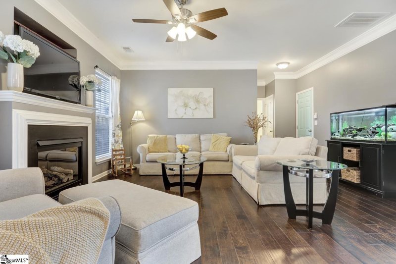 Property image 5 at 8 Knoll Ridge Drive, Greer, SC 29650