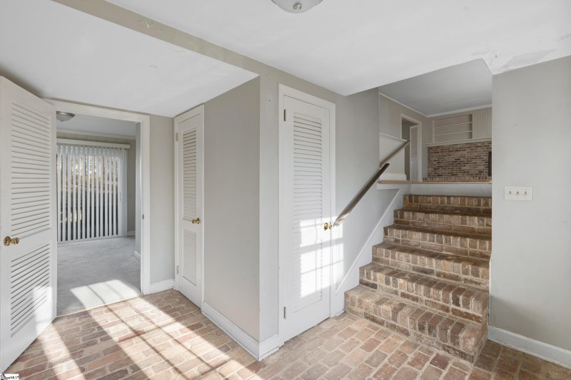 Property image 4 at 110 Windemere Drive, Greenville, SC 29615