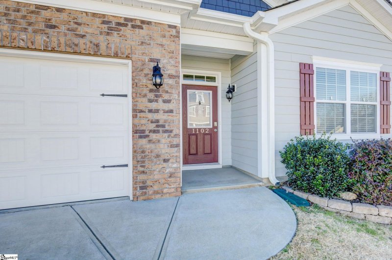 Property image 2 at 1102 Downing Bluff Drive, Simpsonville, SC 29681