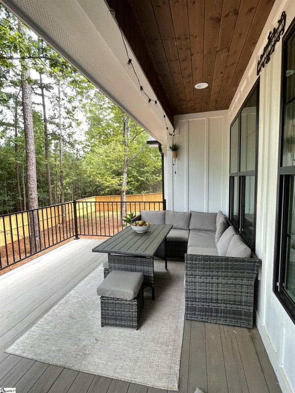 Property image 3 at 110 Crepe Myrtle Lane, Anderson, SC 29625