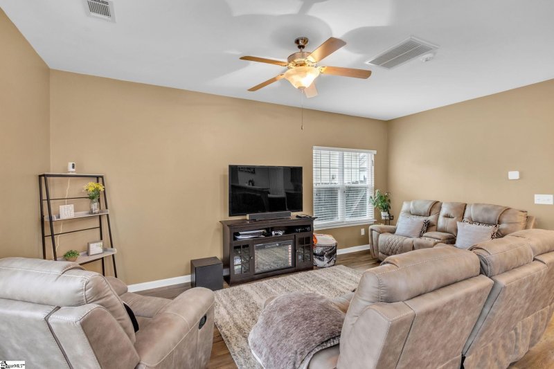 Property image 5 at 216 Rivers Edge Circle, Simpsonville, SC 29680