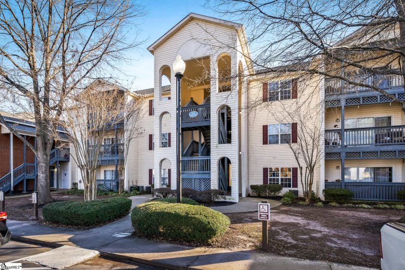 151 Wexford #301 Drive