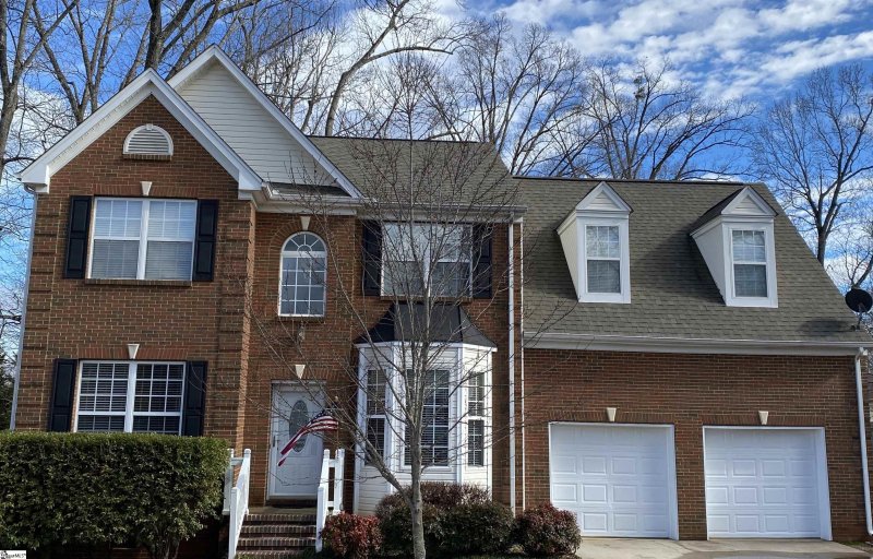 12 Bluff Ridge Court