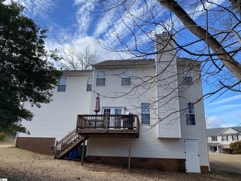 Property image 2 at 12 Bluff Ridge Court, Greenville, SC 29617