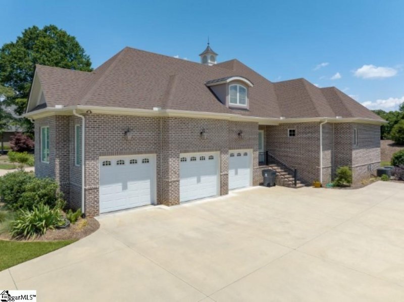 Property image 4 at 2119 Bohicket Way, Piedmont, SC 29673