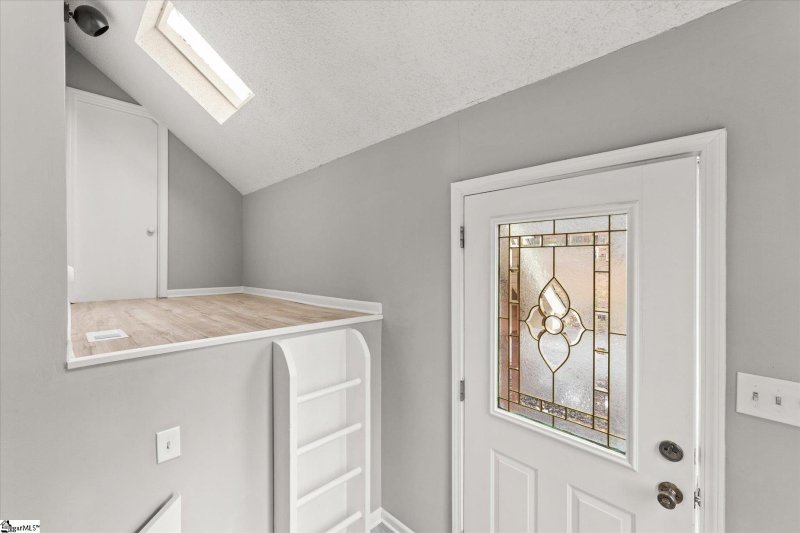 Property image 4 at 204 Brookside Drive, Duncan, SC 29334-9656