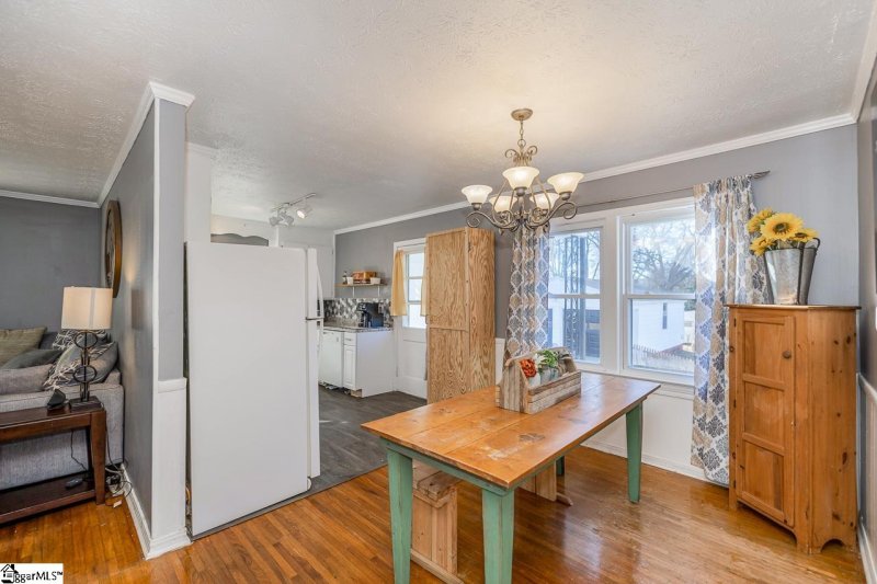 Property image 4 at 17 Westbrook Drive, Greenville, SC 29605