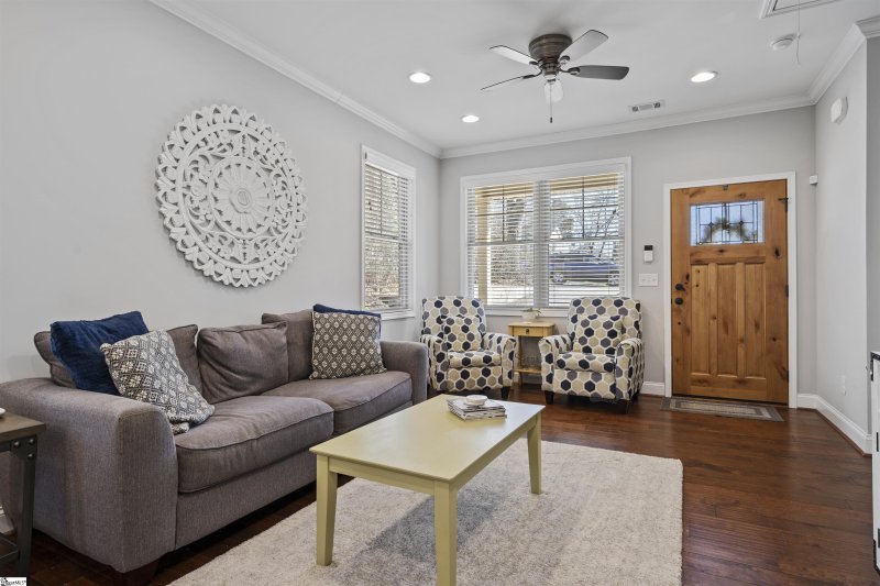 Property image 3 at 22 Brookdale Avenue, Greenville, SC 29607