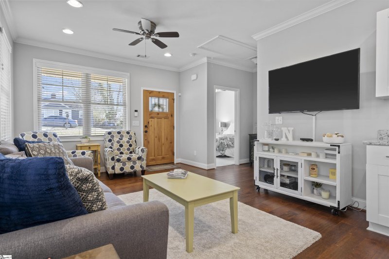 Property image 5 at 22 Brookdale Avenue, Greenville, SC 29607