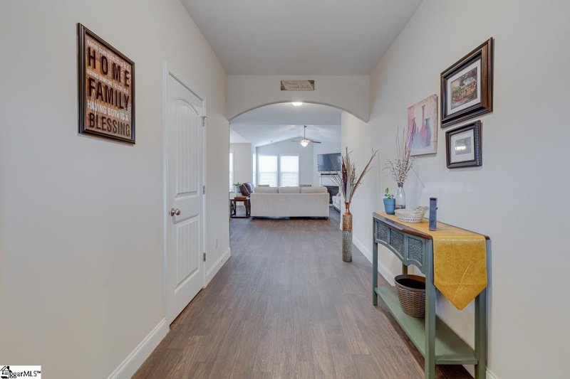 Property image 5 at 208 Downs Road, Greenville, SC 29617