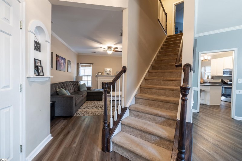 Property image 4 at 315 Windsong Drive, Greenville, SC 29615