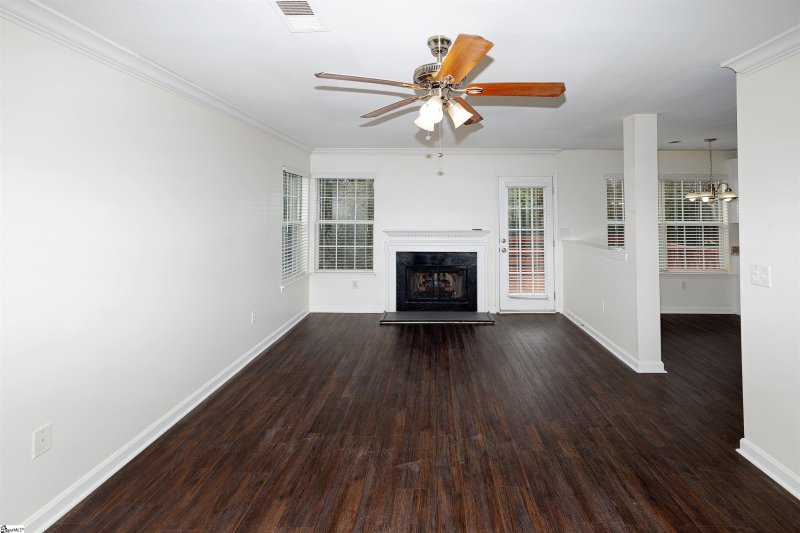 Property image 4 at 17 Summer Hill Road, Simpsonville, SC 29681