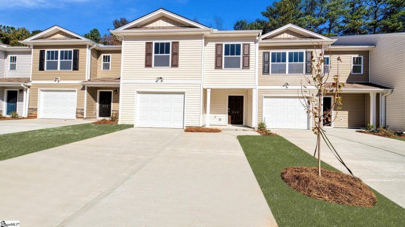 405 Oakmont Valley Trail