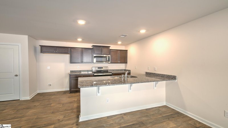 Property image 4 at 405 Oakmont Valley Trail, Seneca, SC 29678